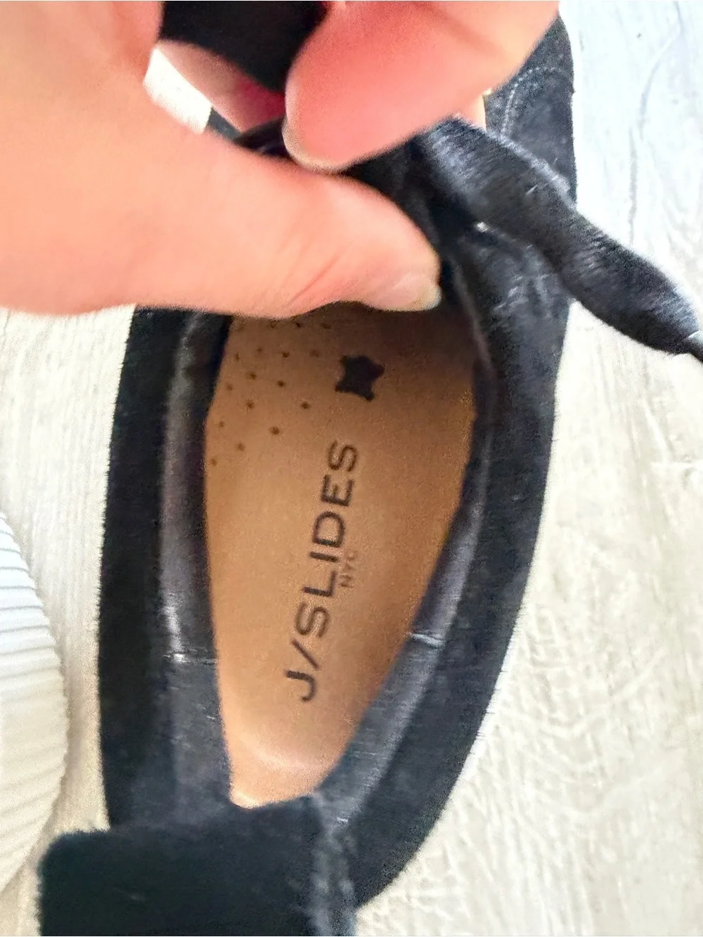 J/Slides Black Suede Lace Up Platform Sneakers 8M